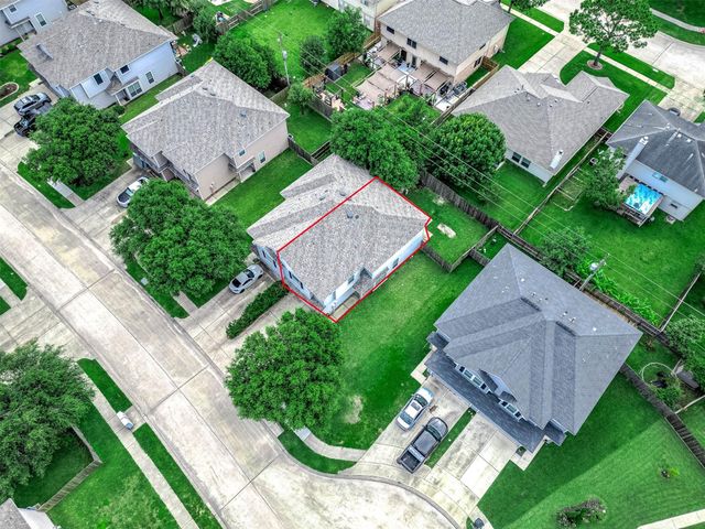 349 Brandy Ridge Lane, League City, TX 77539
