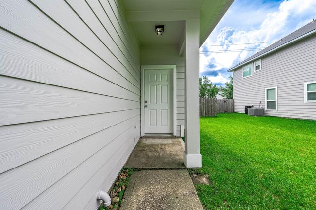 349 Brandy Ridge Lane, League City, TX 77539