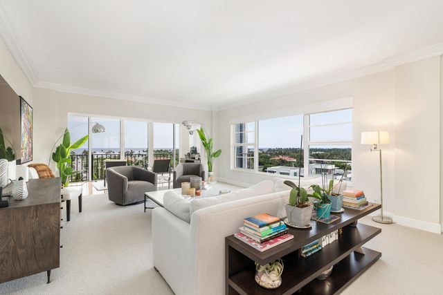 400 Seasage Drive 806, Delray Beach, FL 33483