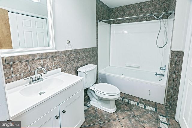 35 FOXTAIL CT, Newark, DE 19711