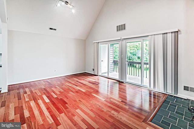 35 FOXTAIL CT, Newark, DE 19711