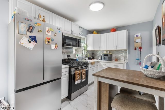9 Soloff Dr, Hamilton Twp., NJ 08610