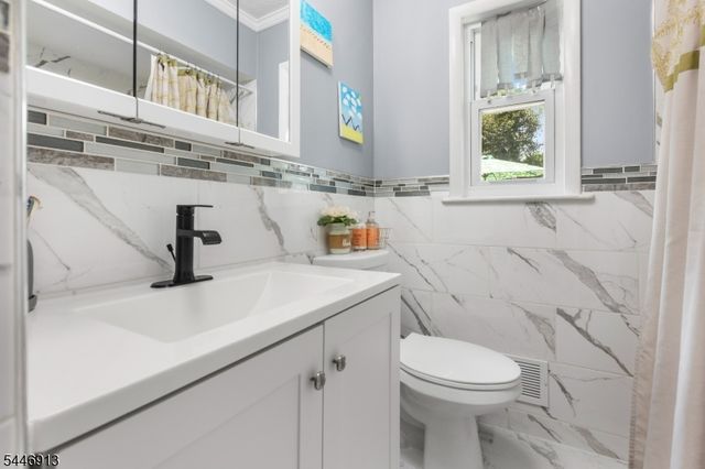 9 Soloff Dr, Hamilton Twp., NJ 08610