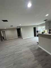 109 Honeysuckle Drive, Baytown, TX 77520