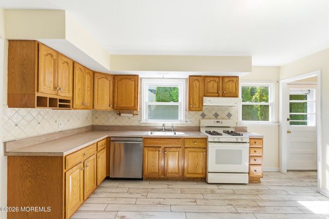506 Woodland Road, West Allenhurst, NJ 07711