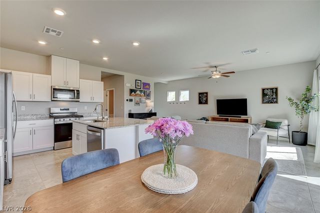 10963 Bristol Park Avenue, Las Vegas, NV 89166