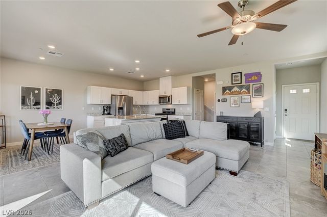 10963 Bristol Park Avenue, Las Vegas, NV 89166