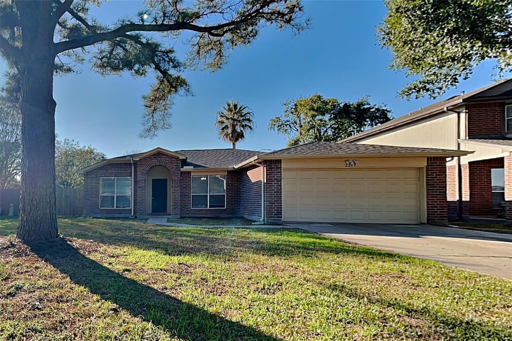 2217 Clemson Drive, Katy, TX 77493