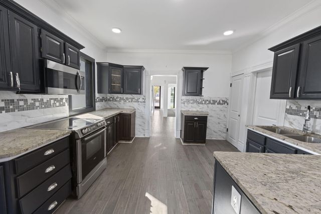 1008 E Michigan, Michigan City, IN 46360