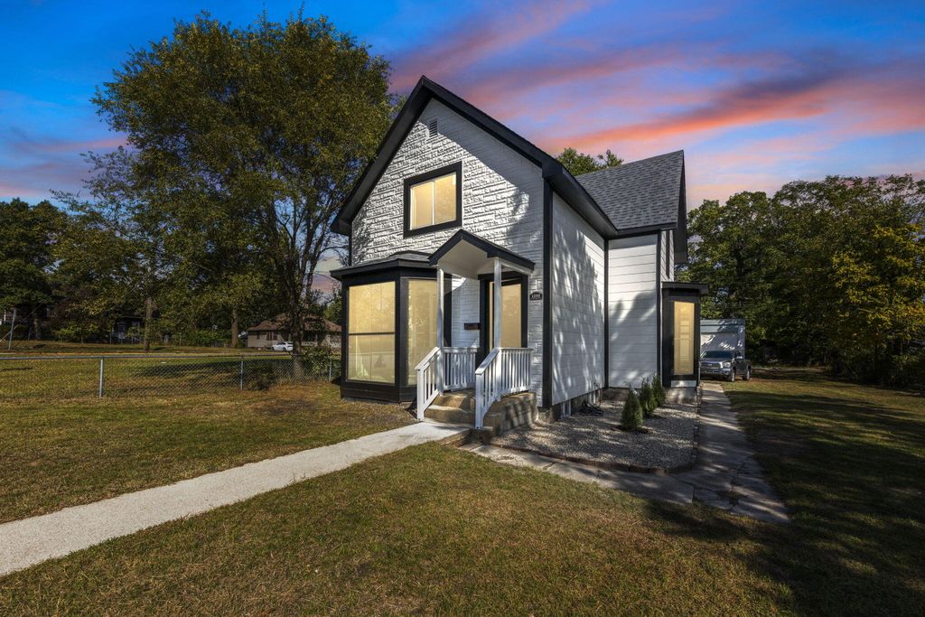 1008 E Michigan, Michigan City, IN 46360