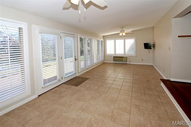 500 Beaucaire Drive, Warson Woods, MO 63122