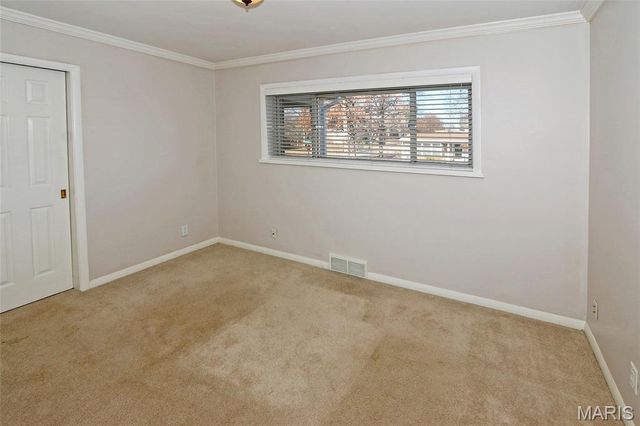 500 Beaucaire Drive, Warson Woods, MO 63122