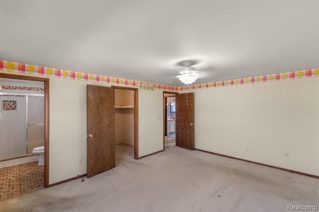 1613 Caliper Drive, Troy, MI 48084
