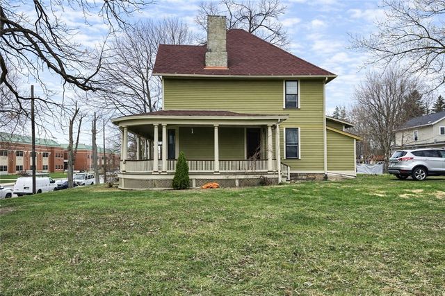 305 E Lincoln Ave, New Castle, PA 16101