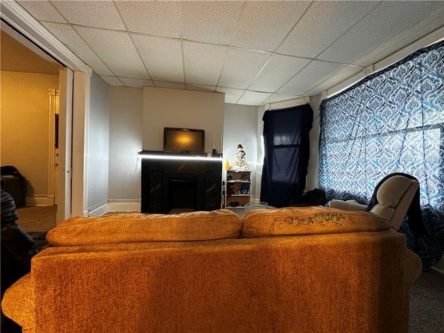 305 E Lincoln Ave, New Castle, PA 16101