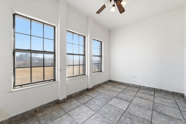 113 Private Road 6744, Natalia, TX 78059