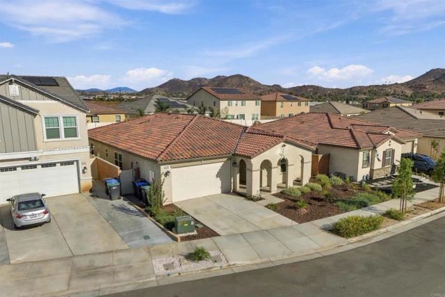 25866 Hollow Point Court, Homeland, CA 92548