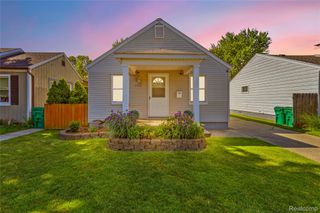 29025 Dawson Street, Garden City, MI 48135