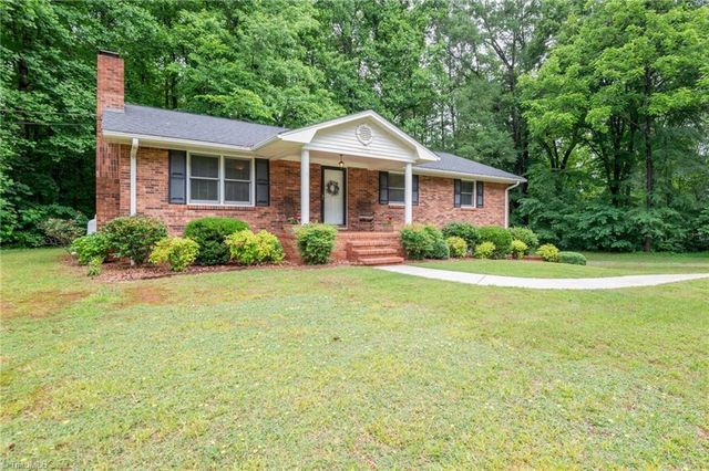 1090 Nc Highway 801 S, Advance, NC 27006