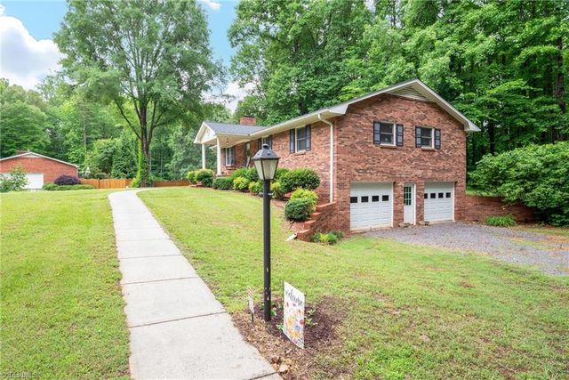 1090 Nc Highway 801 S, Advance, NC 27006