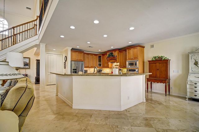 881 SE Saint Lucie Boulevard, Stuart, FL 34996