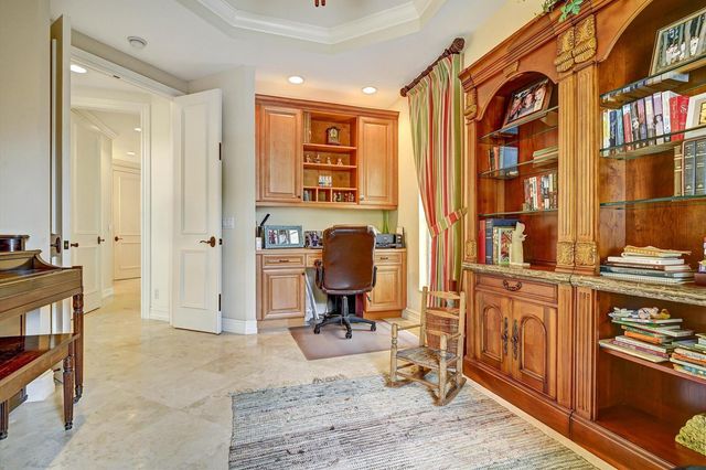 881 SE Saint Lucie Boulevard, Stuart, FL 34996