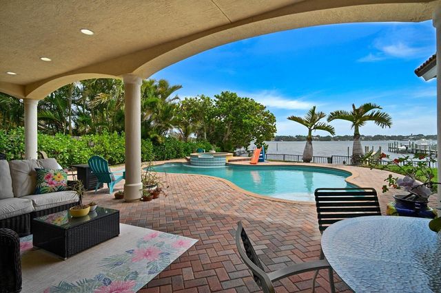 881 SE Saint Lucie Boulevard, Stuart, FL 34996
