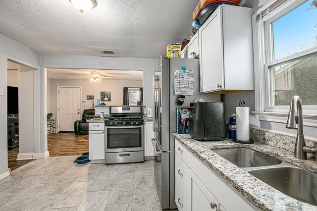 502 Bales Street, Cleburne, TX 76033