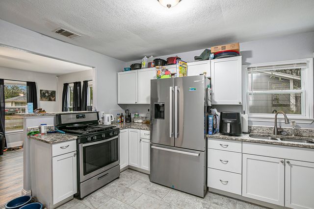 502 Bales Street, Cleburne, TX 76033