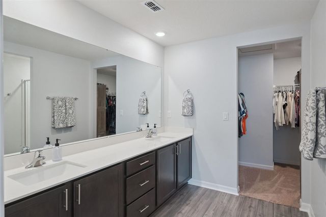 1537 WYNFORD CIRCLE, Tavares, FL 32778