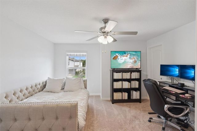 1537 WYNFORD CIRCLE, Tavares, FL 32778