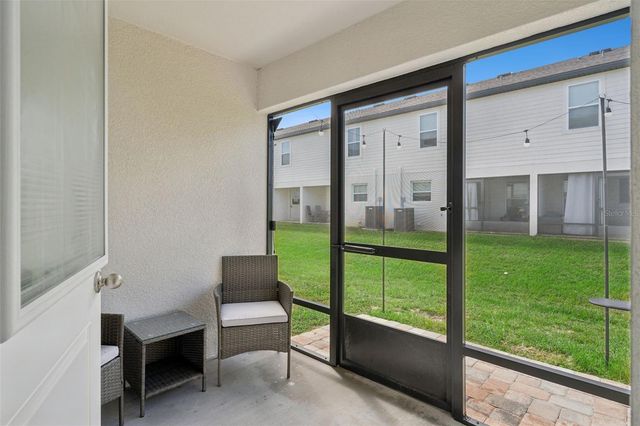 1537 WYNFORD CIRCLE, Tavares, FL 32778