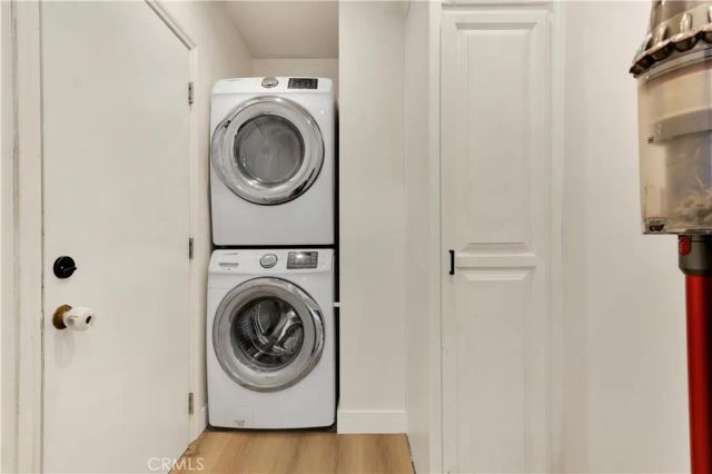 6229 Klump Avenue, North Hollywood, CA 91606