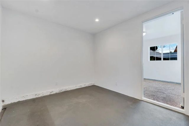 6229 Klump Avenue, North Hollywood, CA 91606