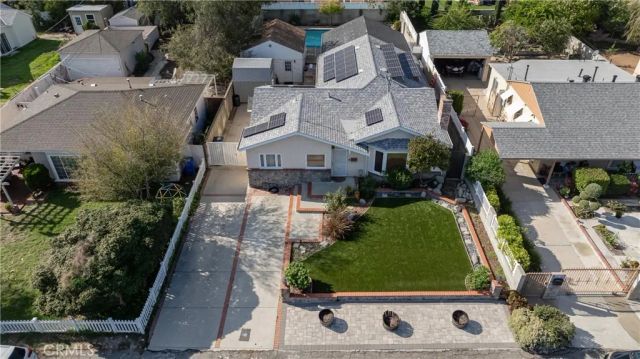 6229 Klump Avenue, North Hollywood, CA 91606