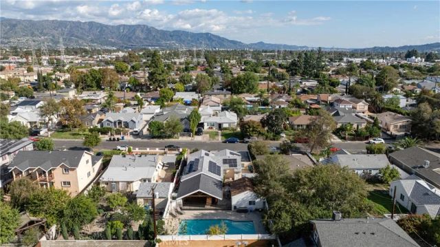 6229 Klump Avenue, North Hollywood, CA 91606