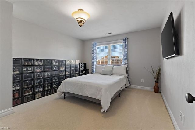 1781 Champion CIR, Virginia Beach, VA 23456