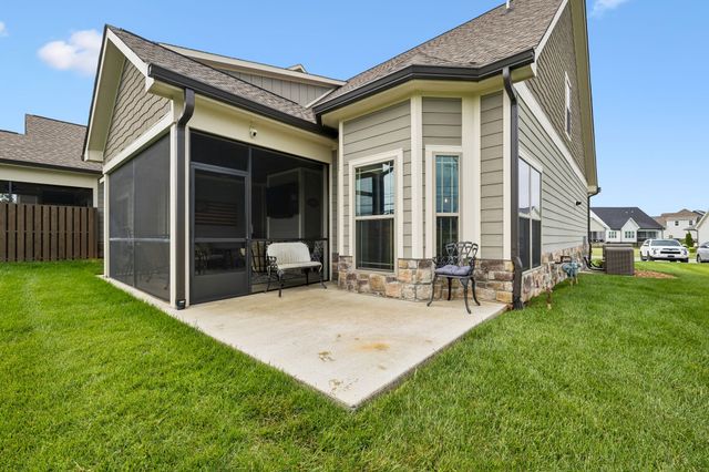 111 Campfire Ct, Winchester, TN 37398