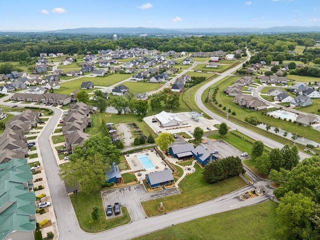 111 Campfire Ct, Winchester, TN 37398