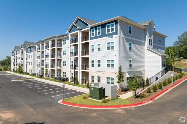 1875 Maple Drive B2, Kennesaw, GA 30144