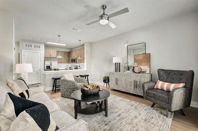 1875 Maple Drive B2, Kennesaw, GA 30144