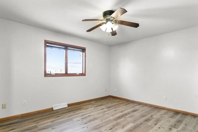 1032 VISTA RIDGE Drive, Mount Horeb, WI 53572