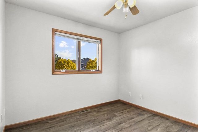 1032 VISTA RIDGE Drive, Mount Horeb, WI 53572