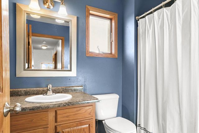 1032 VISTA RIDGE Drive, Mount Horeb, WI 53572