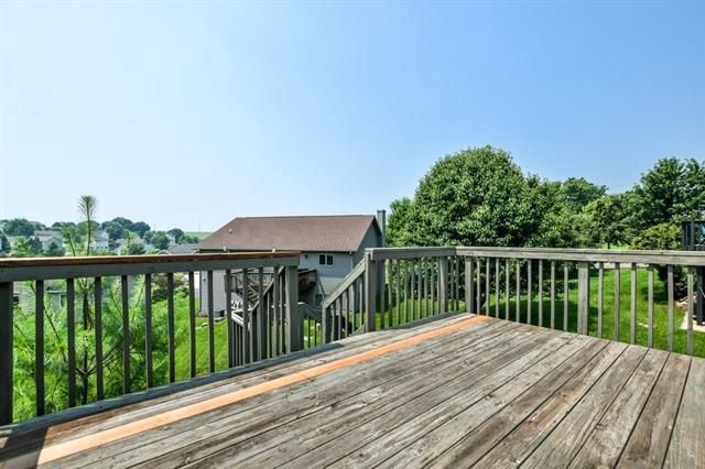 1032 VISTA RIDGE Drive, Mount Horeb, WI 53572