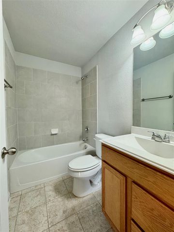 1705 Arbor Knot DR, Kyle, TX 78640