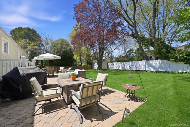 11 Rumson Road, Massapequa, NY 11758
