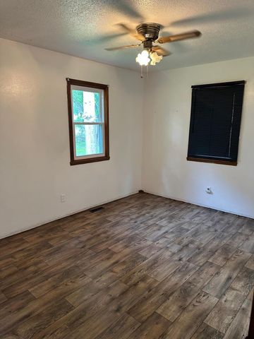 1314 14th Street S, Fargo, ND 58103