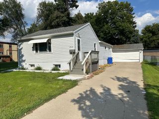 1314 14th Street S, Fargo, ND 58103