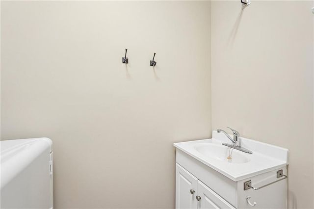 428 Brookes Walk, Woodstock, GA 30188